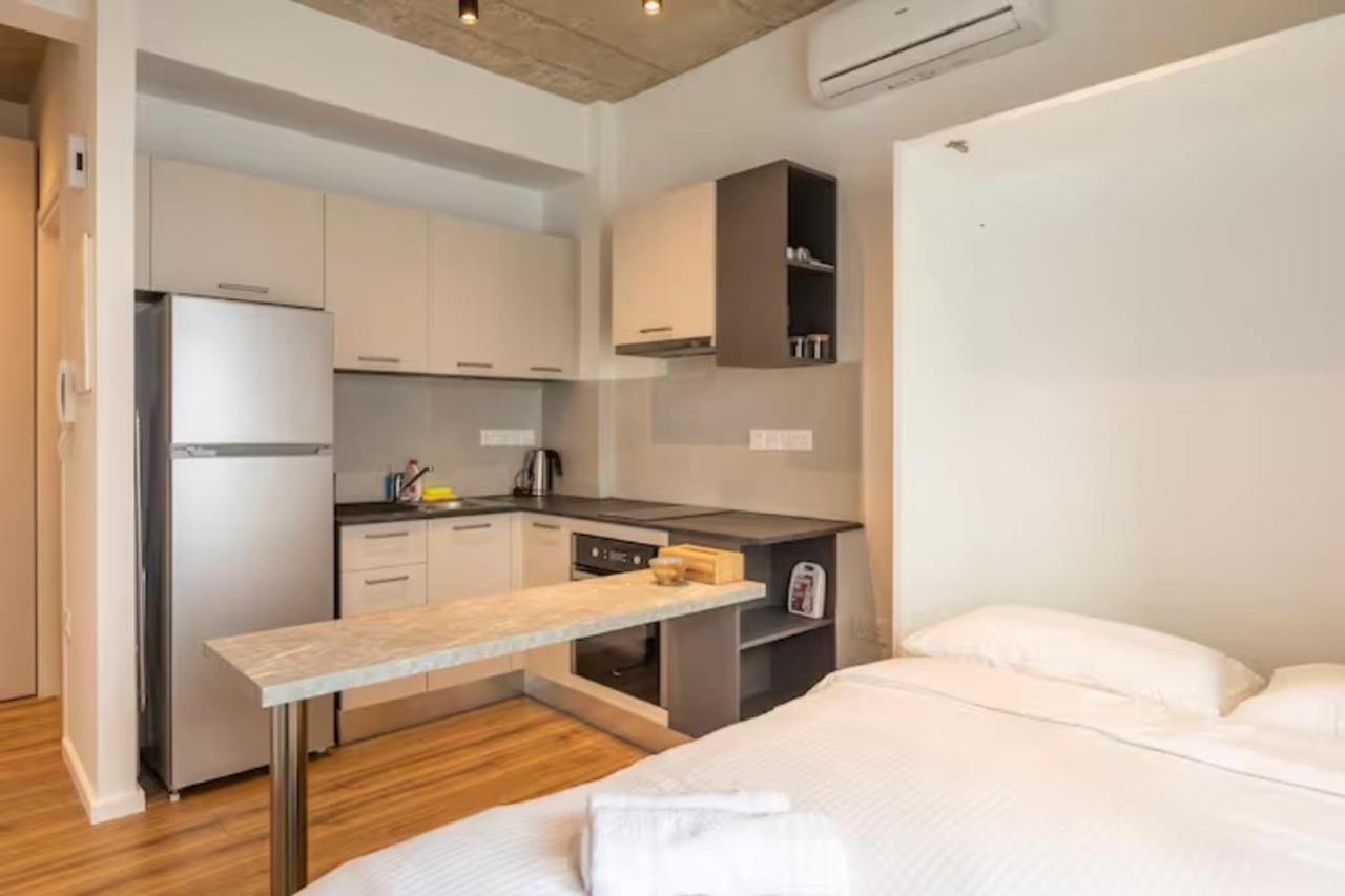 Ferienwohnung Yamas Urban Living Spiridonos Limassol Exterior foto