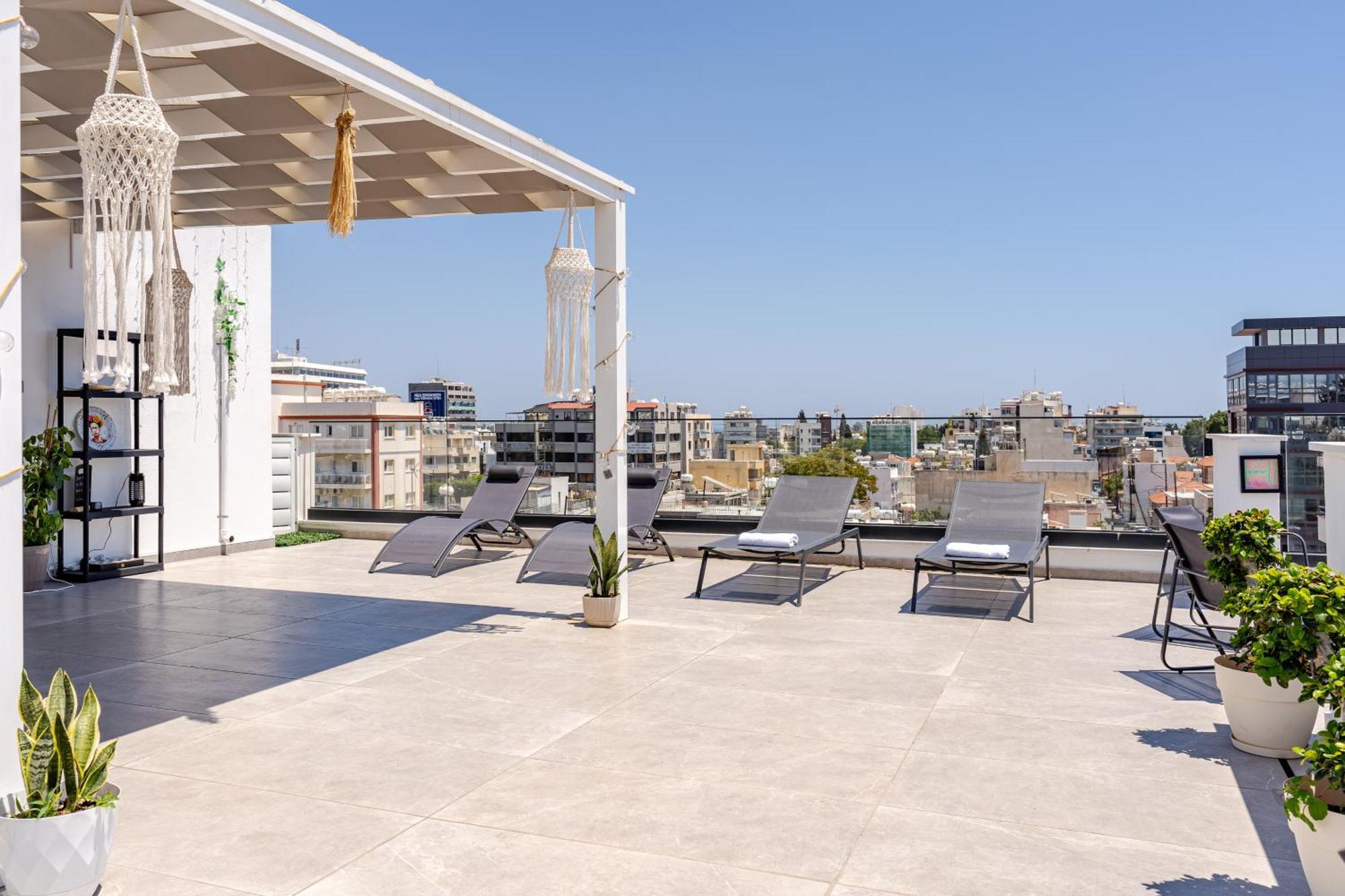 Ferienwohnung Yamas Urban Living Spiridonos Limassol Exterior foto