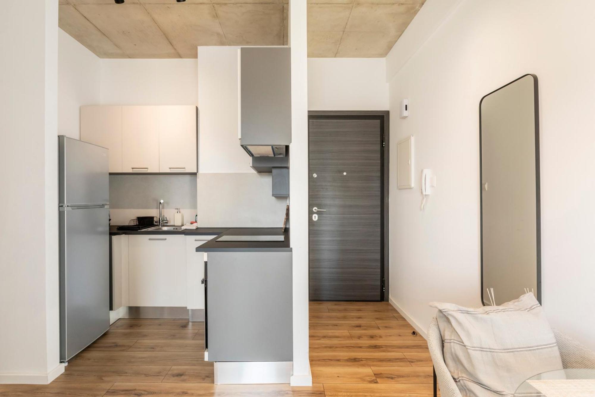 Ferienwohnung Yamas Urban Living Spiridonos Limassol Exterior foto